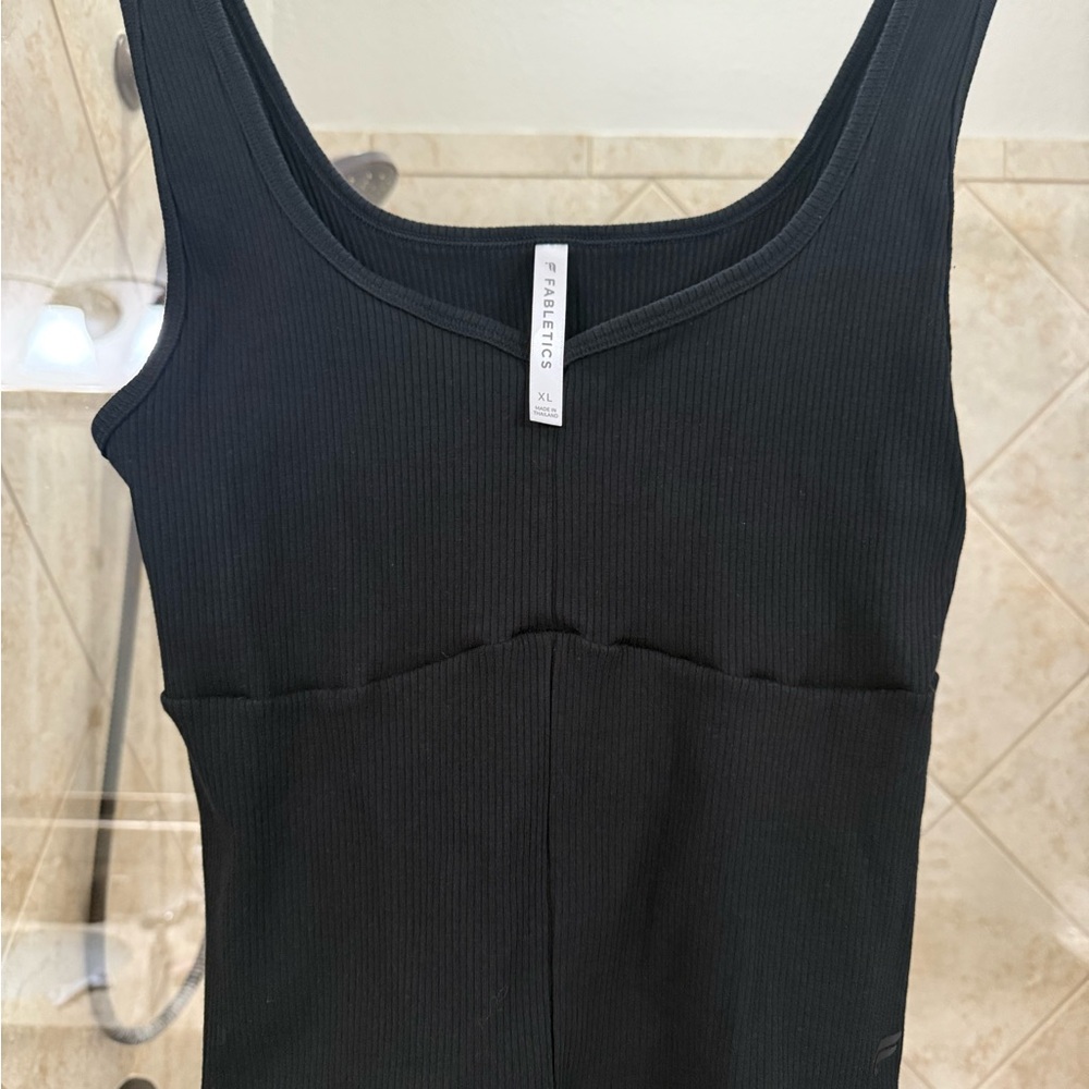Fabletics Black Ribbed Top - Picture 3 of 4